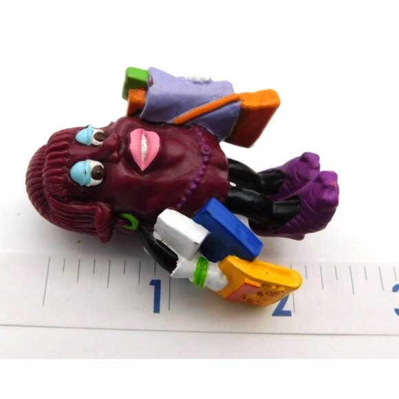 4 Vintage California Raisin Plastic Toy Figurines Lot 1980s Calrab Bowler Surfer - Picture 6 of 6